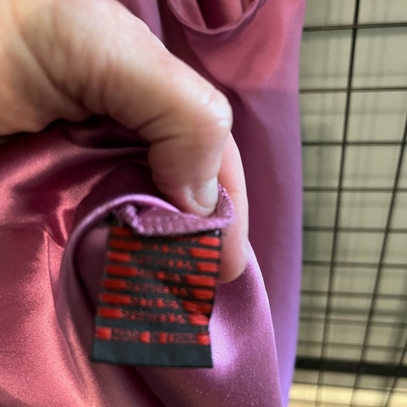 Pink Sleeveless Women's Top 95 percent silk 5 percent spandex - Picture 4 of 5